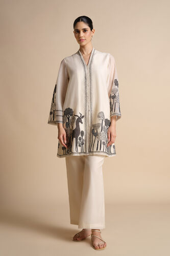 Guadalupe Hand-embroidered Kantha Mul Co-ord - Ivory, Ivory, image 1